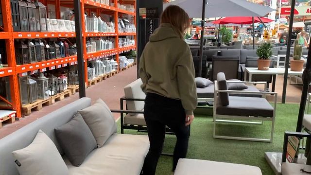 VLOG! Выбираем сантехнику в ESPAK'е! Садовую мебель в Bauhaus'е! Свидание в CHI! Готовые Фасады? смотреть онлайн