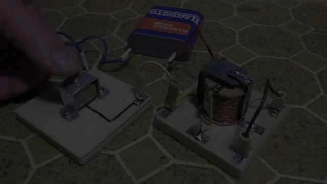 Мигалка и сигнал тревоги. Электроконструктор №8 смотреть онлайн