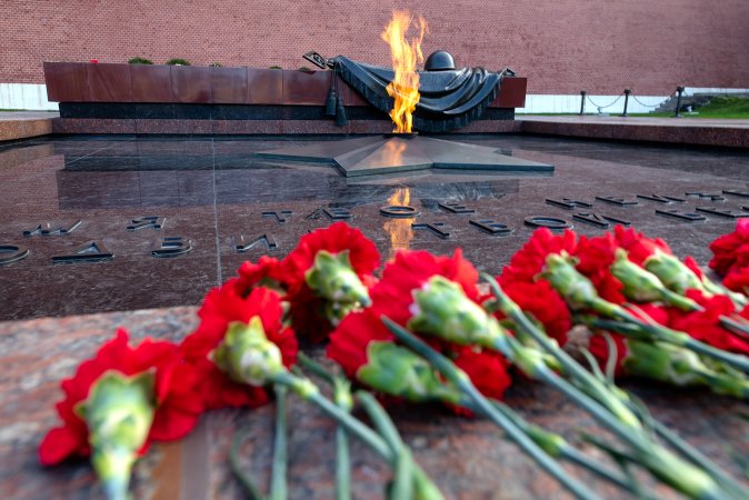 Защитникам Отечества