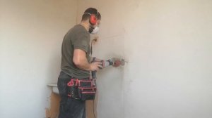 Ударная дрель Metabo 1300-2 и алмазная коронка для сухого реза Diam для вырезания подрозетников