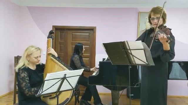 Тріо Новосад Зоряна, Когут Ірина, Мулька Галина - полька ( композитор Новосад З.Я.) смотреть онлайн