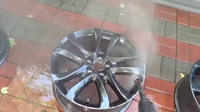 Убираем старый лак с дисков грязевой фрезой смотреть онлайн