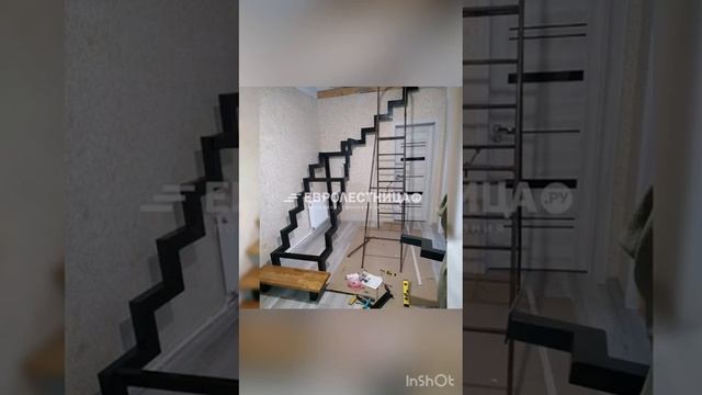 Металлический каркас лестницы,  любой каркас лестницы, с площадкой и поворотными ступенями