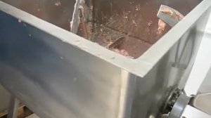 Фаршемешалка (фаршемес) ИПКС-019-150(Н) на производстве мясных рулетов.