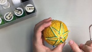 МК Темари. Вышивка на шарах. 2 часть - вышивка. "лотос"