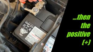 Battery Change - Toyota Kluger / Highlander