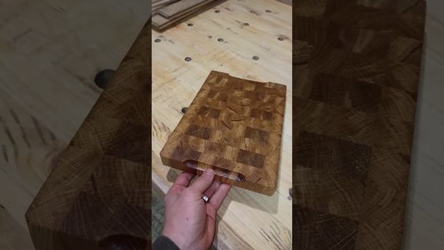 Торцевая разделочная доска из дуба #cuttingboard