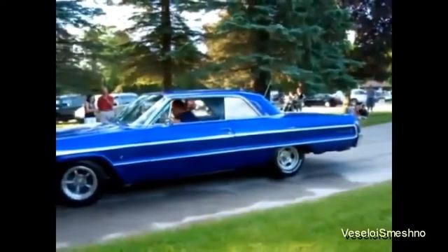 Как горят шины приколы видео Fun smart on the road How to are burning tires смотреть онлайн