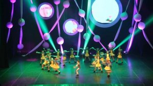 ЭЦ Апельсин танец _Робот Бронислав_ (720p).mp4