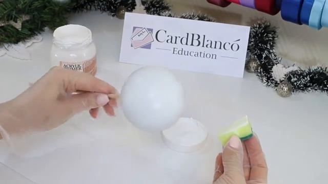 Мастер-класс как загрунтовать елочные шары для подготовки к декору смотреть онлайн