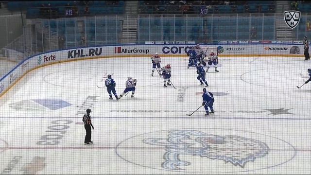 Mikhailis sends it past Askarov смотреть онлайн