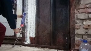 Напыляемый пенный утеплитель. Стоит ли брать?