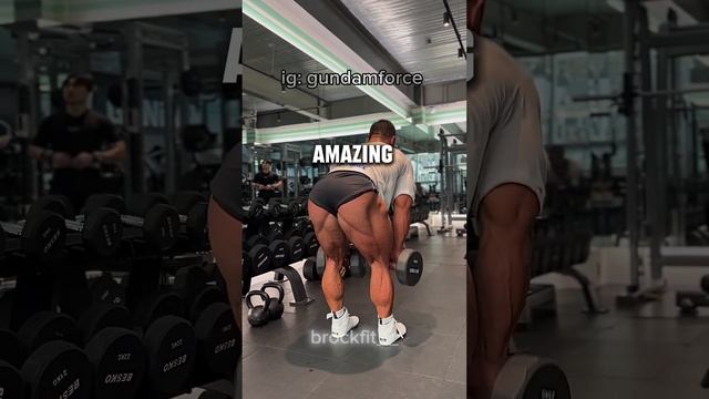 Bodybuilder Has Massive Hamstrings