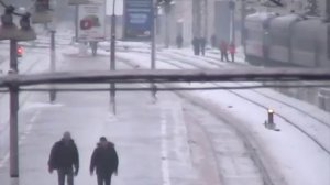 Когда надо убирать платформу от снега на вокзале?