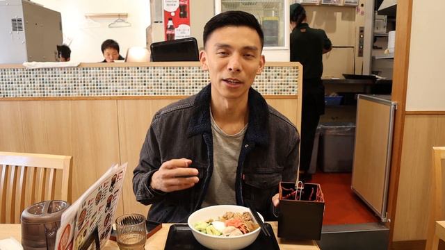 4 MUST TRY Japanese Fast Food Places смотреть онлайн