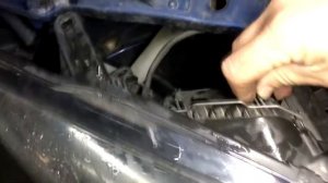 Renault Megane III снятие фары замена лампочки