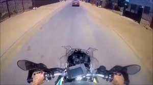 Погоня мотобата. Мото погоня.