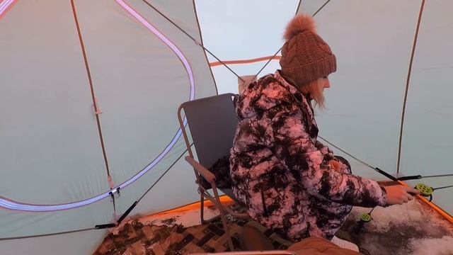 "На рыбалку с Юльчиком" (Дамба,южная ветка,корюшка) смотреть онлайн