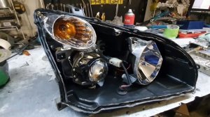 Lexus RX 300. Восстановление света: замена линз на биксеноновые Stanley 2.6. Стёкла под замену.