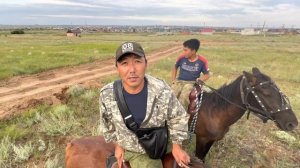 Кочевники РК Верблюжий остров обучение лошадей к верблюдам