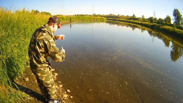 На рыбалку с консультантами Рыболовного Центра "ПЕРЕКАТ". Спиннинг летом в реке Исеть (перезалив) смотреть онлайн