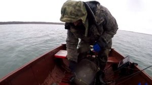 Крупная шука, окунь осенью .Он сделал рыбалку, так я ещё не рыбачил !