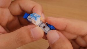LEGO brick robot - transformer combiners mech tutorial - Poncho Boy