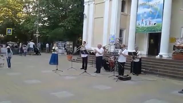 Диксиленд руководитель Мельник Орест.2017 Сочи. смотреть онлайн