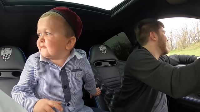 ХАСБИК ОЦЕНИЛ BMW X6M LUMMA! смотреть онлайн