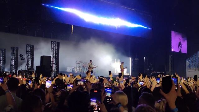 5 SECONDS OF SUMMER - Jet Black Heart | Kraków, 28.04.2022 смотреть онлайн