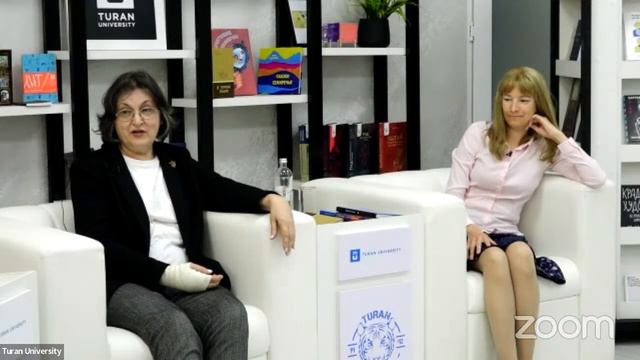 BiblioART. Писательские быльки: с писателями Еленой Клепиковой и Ксенией Рогожниковой смотреть онлайн