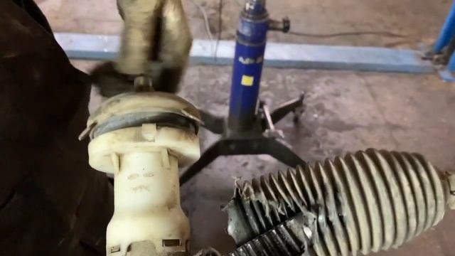 Ремонт рулевой рейки Хендай Элантра.