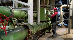 Разделяя воздух. О тех, кто добывает кислород для комбината.