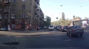 МГНОВЕННАЯ КАРМА, СНЯТАЯ НА КАМЕРУ