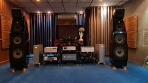 Life Audio + Wilson : Maxx3 + Nagra : HD Amp + Soulotion Pre + Soulnote : S3 + Aurender : N10