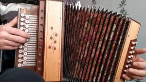 Крутится,вертится шар голубой...(анонс разбора на гармони)