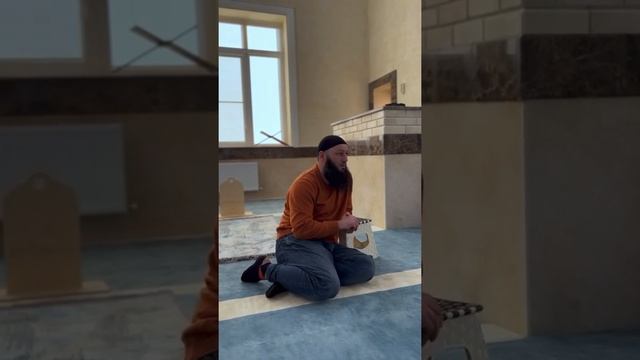 Русская девушка (23 года) приняла Ислам смотреть онлайн