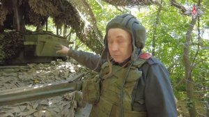 Танкисты группировки войск «Север» продолжают теснить противника в Харьковской области

🛡 Экипаж эт