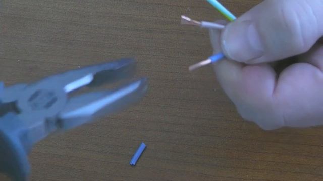 Удлинитель электрический. Собираем за 10 минут/Electric extender. We collect in 10 minutes. смотреть онлайн