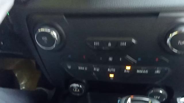 របៀបប្រើប្រាស់ ឧបករណ៍ខាងក្នុង Ford Ranger wildtrak 2020 смотреть онлайн