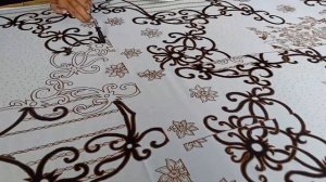 Batik print malam tolet merupakan kombinasi berbagai tehnik mbatik di Batikdlidir