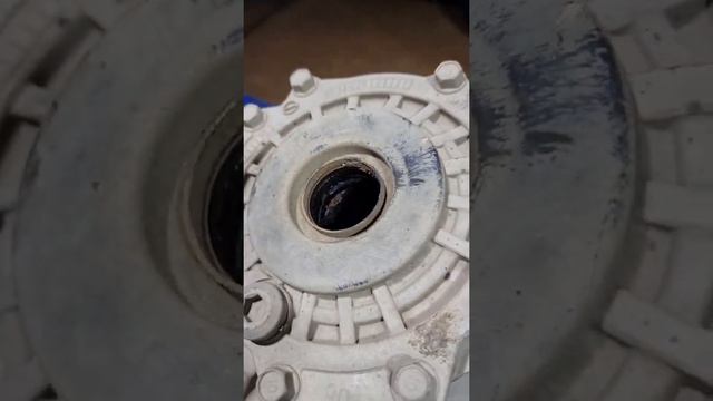 Обслуживание переднего редуктора Hyundai Santa Fe смотреть онлайн