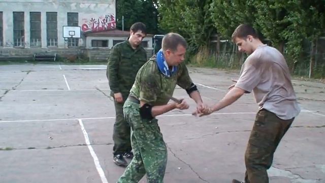 Рукопашный бой ,нож,школа А.Донцова тел:8916 6101682 смотреть онлайн