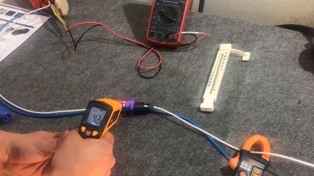 Держит ли поверкон 20А (Neutrik 20A NAC3MPA-1) смотреть онлайн