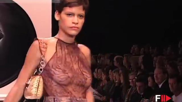 EMANUEL UNGARO Full Show Spring Summer 2002 Paris by Fashion Channel смотреть онлайн