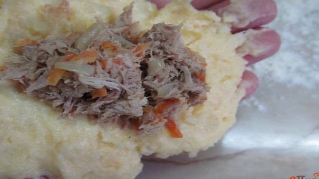 Картофельные зразы с мясом морковки