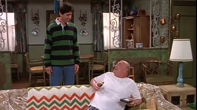 'Все любят Рэймонда' смотреть онлайн