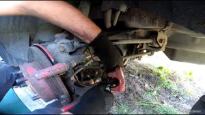 Как заменить тормозные колодки Honda Accord