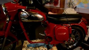 Завершающий этап сборки JAWA 360 БУСИНКА кроме двигателя (Часть 5 )