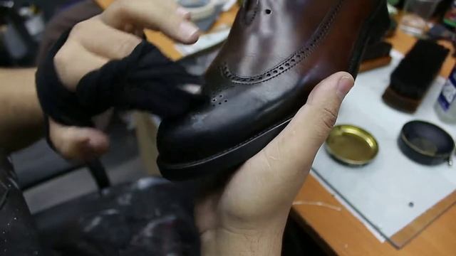 Глассаж ботинок REFRESHOES
